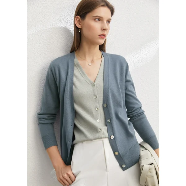 Amii Minimalism Woolen Cardigan For Women 2024 Autumn New Office Lady V-neck Spliced Fake Two Loose Shell Buckle Blouse